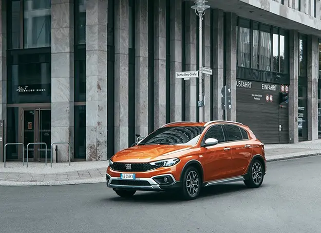 Amplitude-Auto-Fiat-Tipo