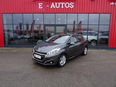 Voir le détail de l'offre de cette PEUGEOT 208 1.2 PureTech 82ch E6.c Signature 5p de 2018 en vente à partir de 13 950 € 