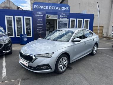 Voir le détail de l'offre de cette SKODA Octavia 2.0 TDI 150ch Style  Euro6d-AP de 2022 en vente à partir de 315.24 €  / mois