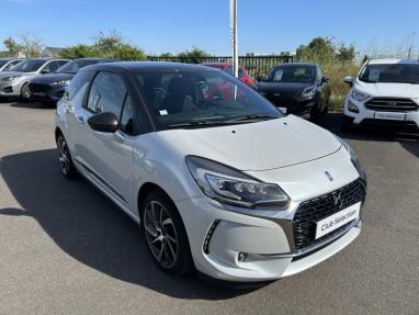 Voir le détail de l'offre de cette DS DS 3 PureTech 130ch Sport Chic S&S de 2017 en vente à partir de 171.15 €  / mois