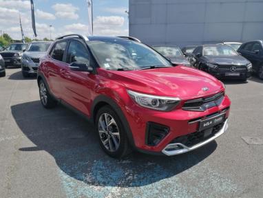 Voir le détail de l'offre de cette KIA Stonic 1.0 T-GDi 120ch MHEV GT Line iBVM6 de 2021 en vente à partir de 241.63 €  / mois