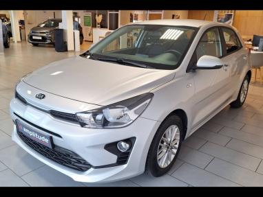 Voir le détail de l'offre de cette KIA Rio 1.2 DPi 84ch Active de 2021 en vente à partir de 205.39 €  / mois