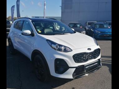 Voir le détail de l'offre de cette KIA Sportage 1.6 CRDi 136ch MHEV Black Edition 4x2 DCT7 de 2021 en vente à partir de 348.57 €  / mois