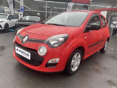 Voir le détail de l'offre de cette RENAULT Twingo 1.2 LEV 16v 75ch Life eco² de 2013 en vente à partir de 7 999 € 