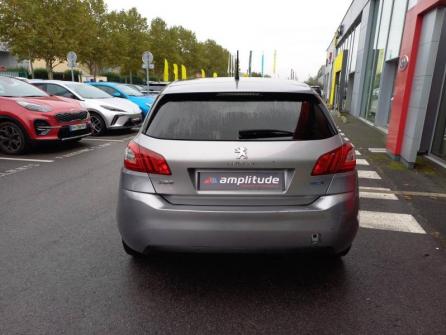 PEUGEOT 308 1.2 Puretech 130ch Féline S&S EAT6 5p à vendre à Saint-Maximin - Image n°6