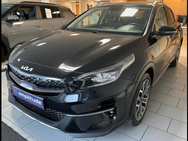 Voir le détail de l'offre de cette KIA XCeed 1.6 GDi 105ch + Plug-In 60.5ch Black & White Edition DCT6 MY22 de 2022 en vente à partir de 21 359 € 