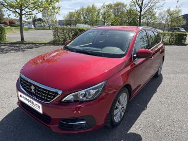 Voir le détail de l'offre de cette PEUGEOT 308 SW 1.5 BlueHDi 130ch S&S Allure de 2020 en vente à partir de 213.22 € / mois