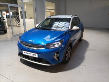 Voir le détail de l'offre de cette KIA Stonic 1.0 T-GDi 100ch Blue Edition de 2021 en vente à partir de 199.07 €  / mois