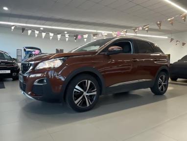 Voir le détail de l'offre de cette PEUGEOT 3008 1.5 BlueHDi 130ch E6.c Allure S&S EAT8 de 2020 en vente à partir de 16 999 € 