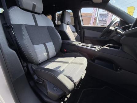 OPEL Grandland X 1.2 Turbo Hybrid 145ch GS e-DCT6 à vendre à Auxerre - Image n°11