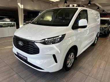 Voir le détail de l'offre de cette FORD Transit Custom Fg 320 L1H1 2.0 EcoBlue 150ch Limited de 2025 en vente à partir de 33 999 € 
