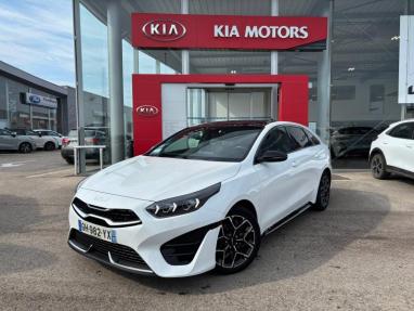 Voir le détail de l'offre de cette KIA ProCeed 1.5 T-GDI 160ch GT Line Premium DCT7 de 2022 en vente à partir de 301.77 €  / mois
