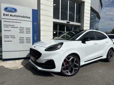 Voir le détail de l'offre de cette FORD Puma 1.5 EcoBoost 200ch S&S ST de 2021 en vente à partir de 297.03 €  / mois