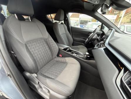 TOYOTA C-HR 122h Collection 2WD E-CVT MY20 à vendre à Beaune - Image n°11